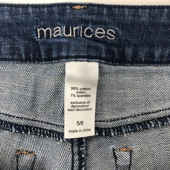 MAURICES  Distressed Button Fly Cut-off’s, SZ 5/6 - Picture 3 of 6